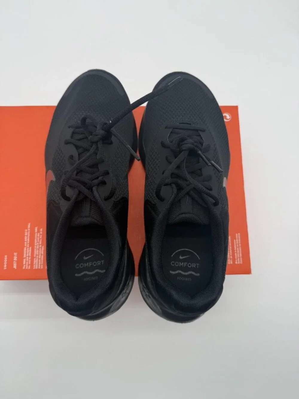 New Nike Revolution 7 Wide Shoes Men's Size 10 Black Running Sneakers FB8501 001